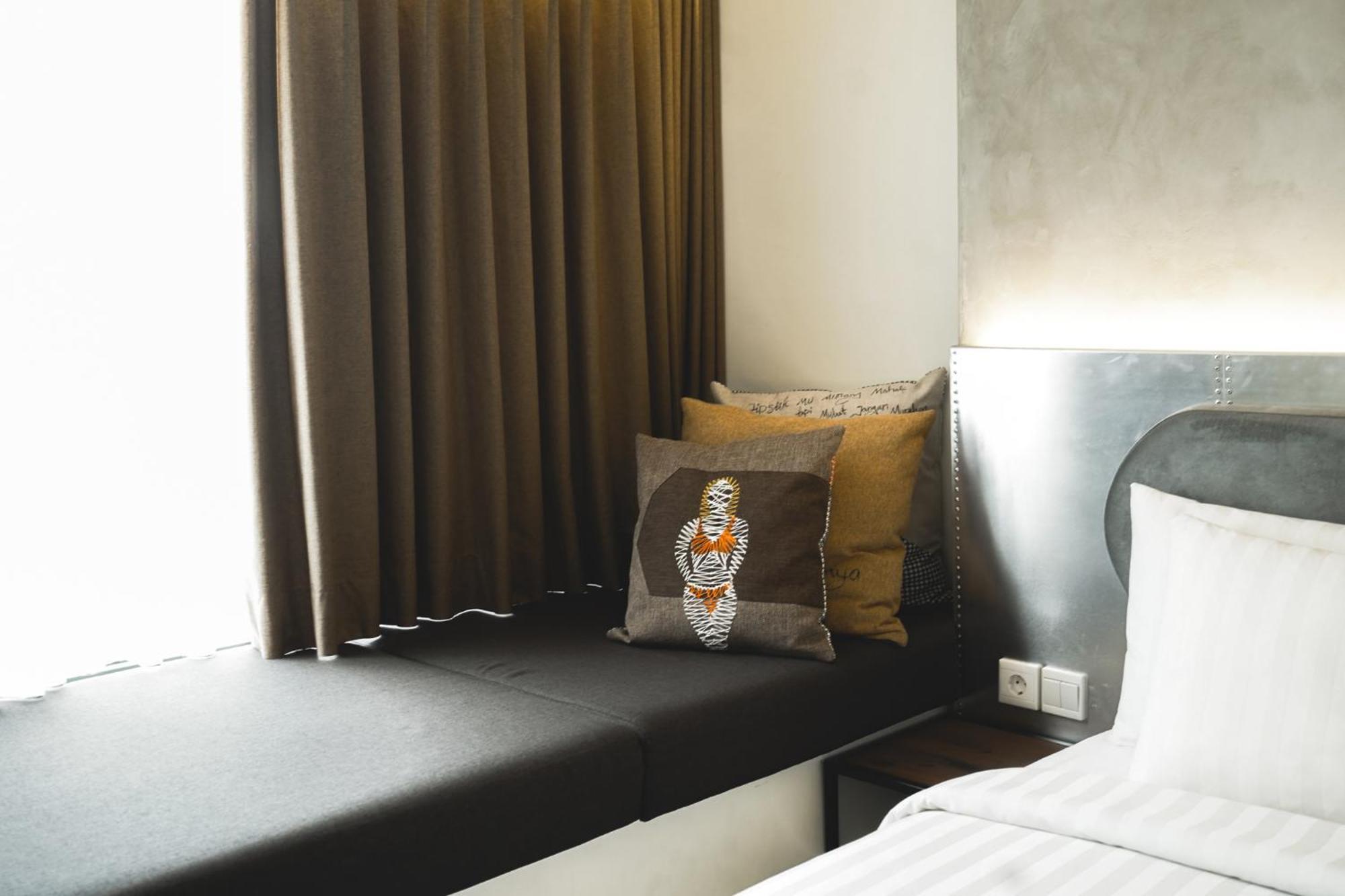 Pulang Ke Uttara Hotel Kejayan Екстериор снимка